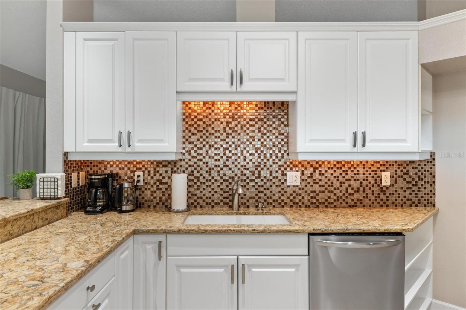 Image 13 of 64 For 4360 Iola Drive