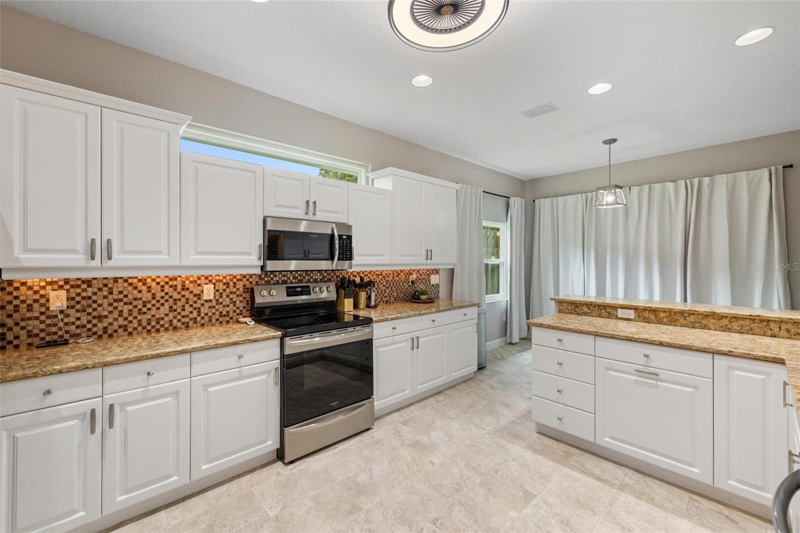 Image 15 of 64 For 4360 Iola Drive