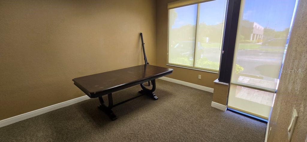 Listing photo id 8 for 13191 Starkey Road 11