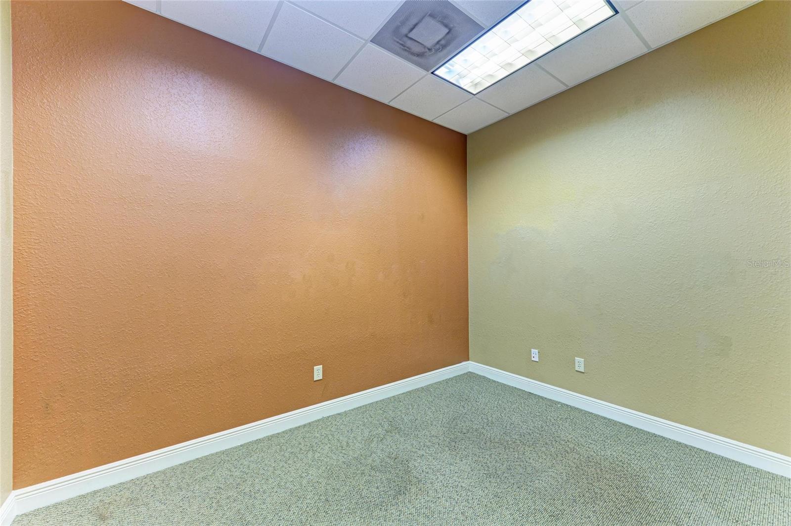 Image 20 of 36 For 13191 Starkey Road 11