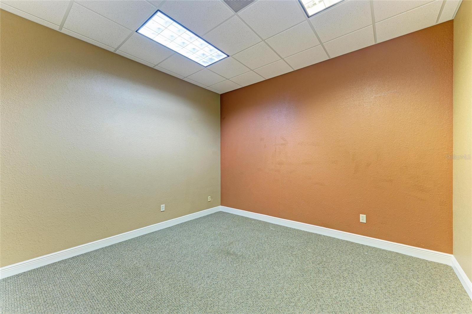 Image 22 of 36 For 13191 Starkey Road 11