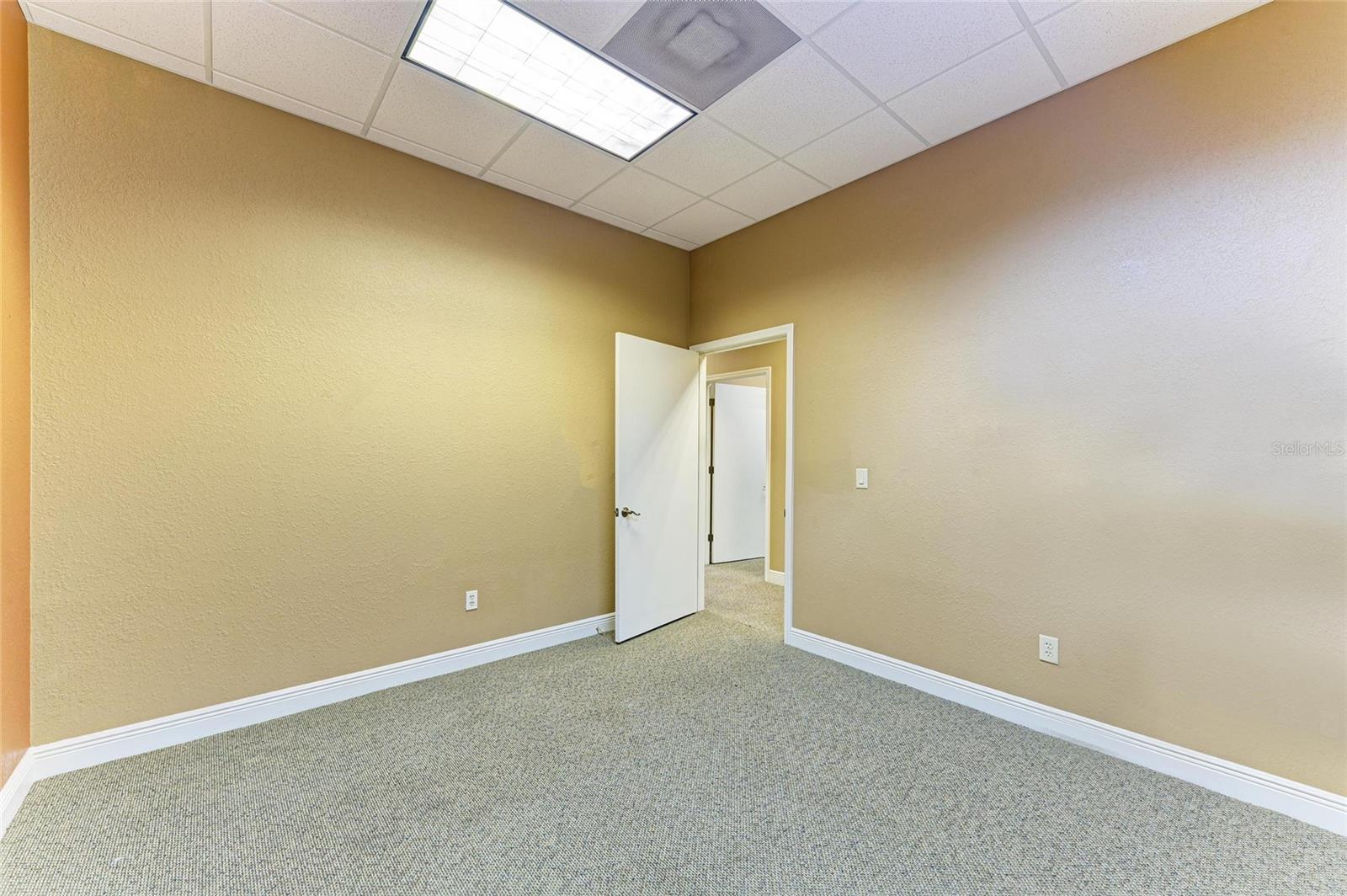 Image 23 of 36 For 13191 Starkey Road 11