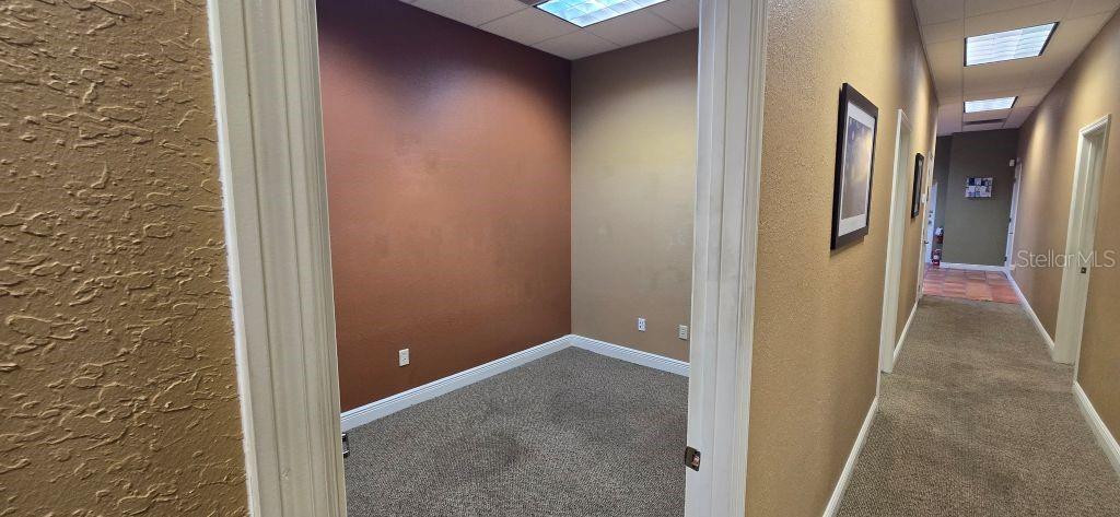 Listing photo id 1 for 13191 Starkey Road 11