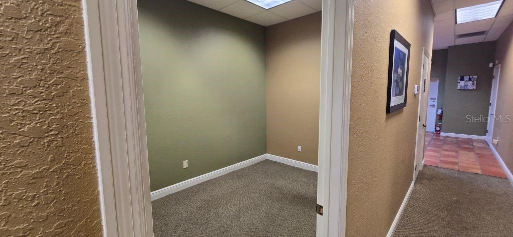 Listing photo id 5 for 13191 Starkey Road 11