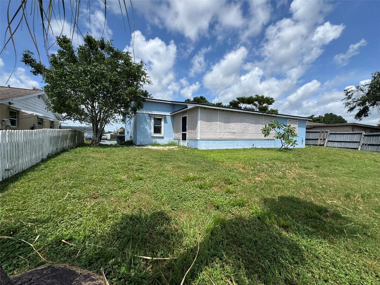 Image 10 of 56 For 1061 Rushmore Drive