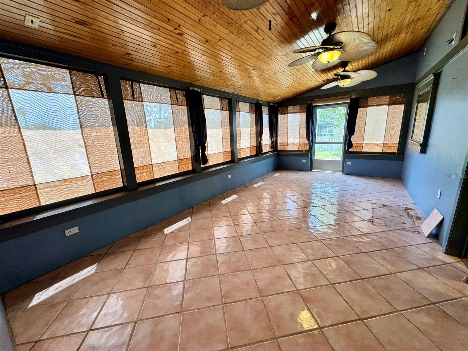 Image 9 of 56 For 1061 Rushmore Drive