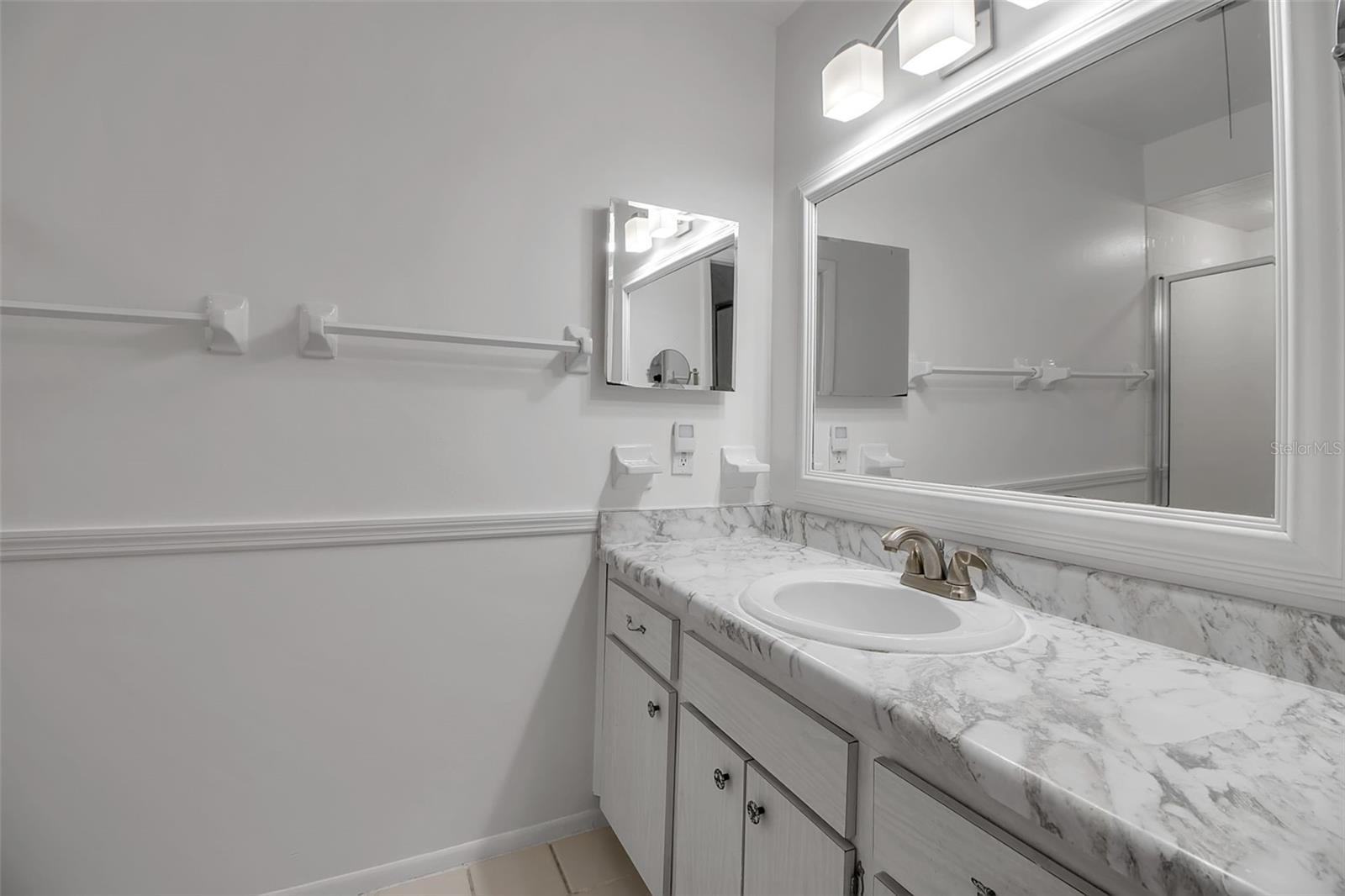 Image 31 of 40 For 3745 Almeria Avenue 6s