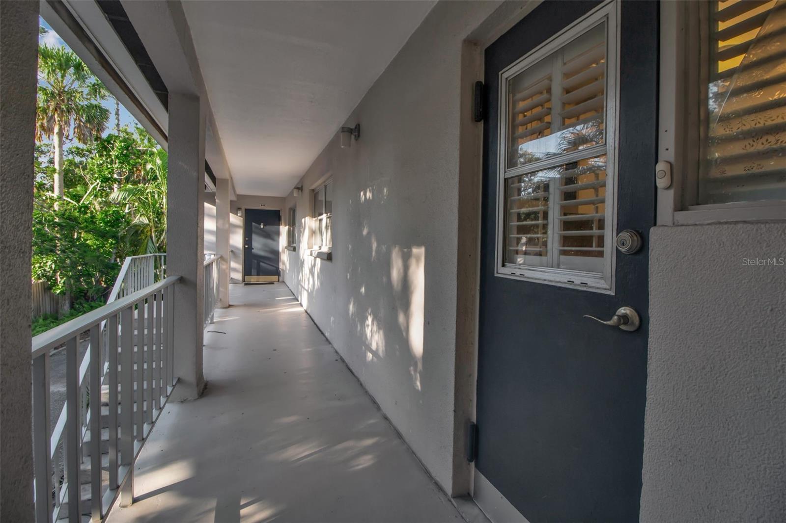 Image 8 of 40 For 3745 Almeria Avenue 6s