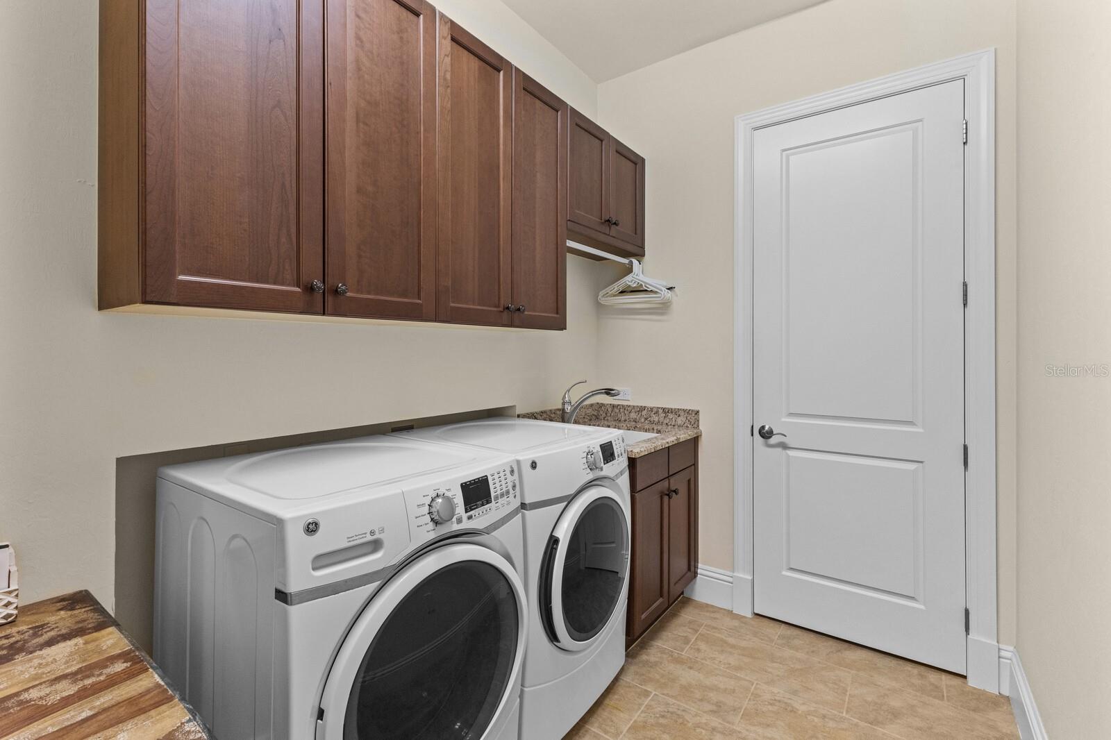 Image 42 of 62 For 9255 Mcdaniel Lane