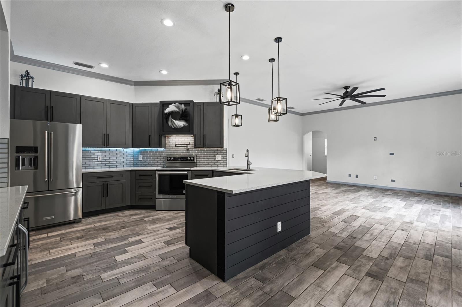 Image 19 of 60 For 4706 Cayo Costa Place