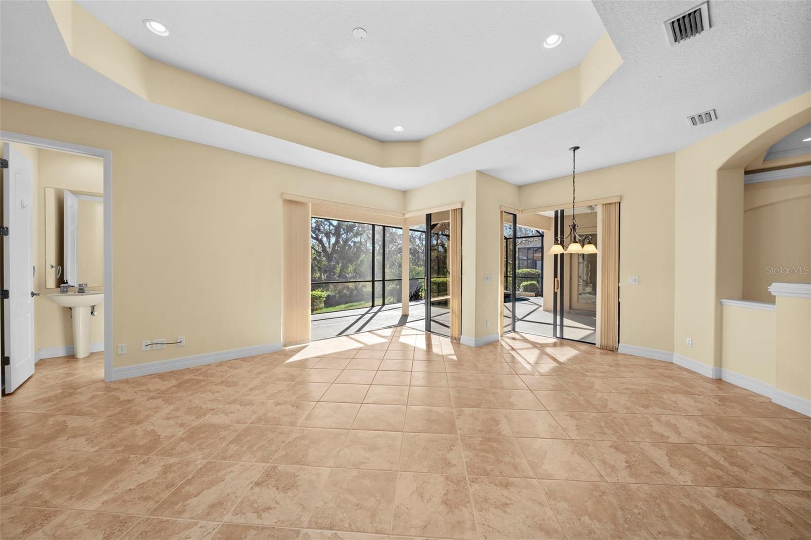 Image 39 of 100 For 650 Crane Prairie Way
