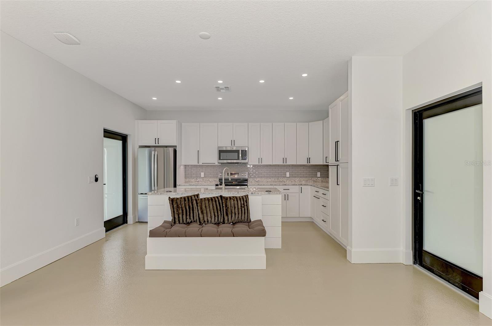 Image 13 of 51 For 2144 Webber Street