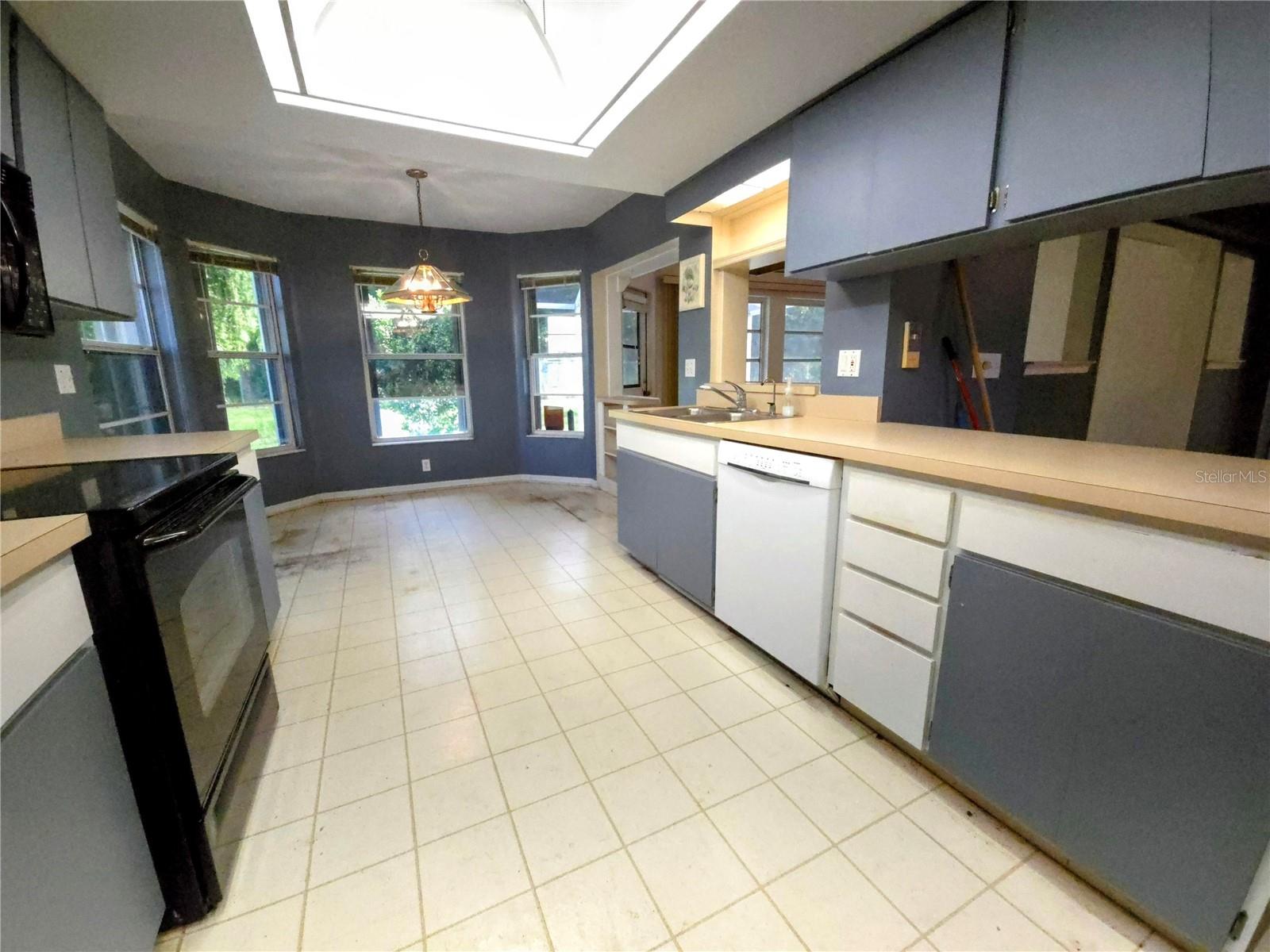 Image 2 of 24 For 3320 Sabal Springs Boulevard