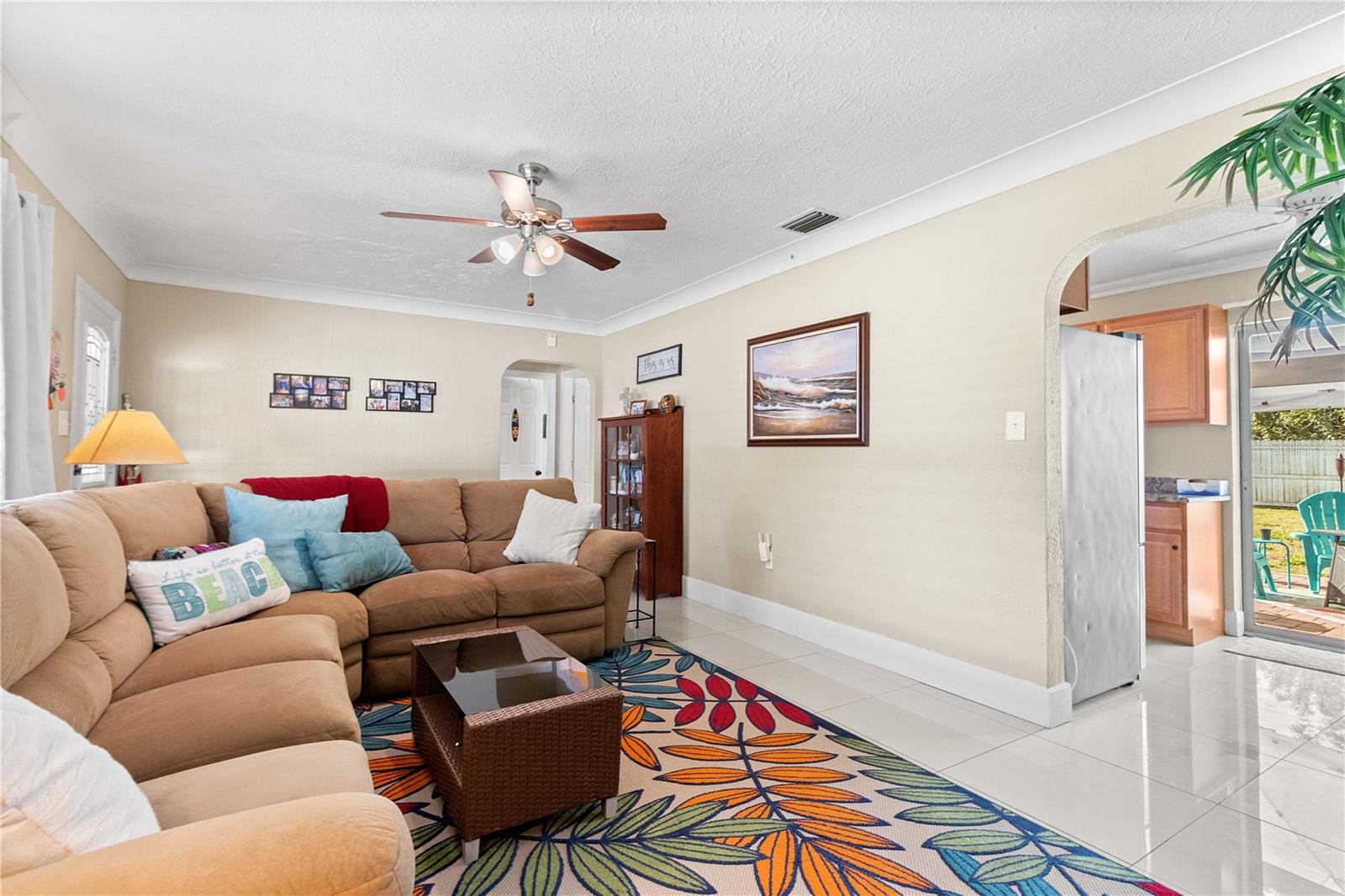 Image 10 of 34 For 2108 Outer Drive