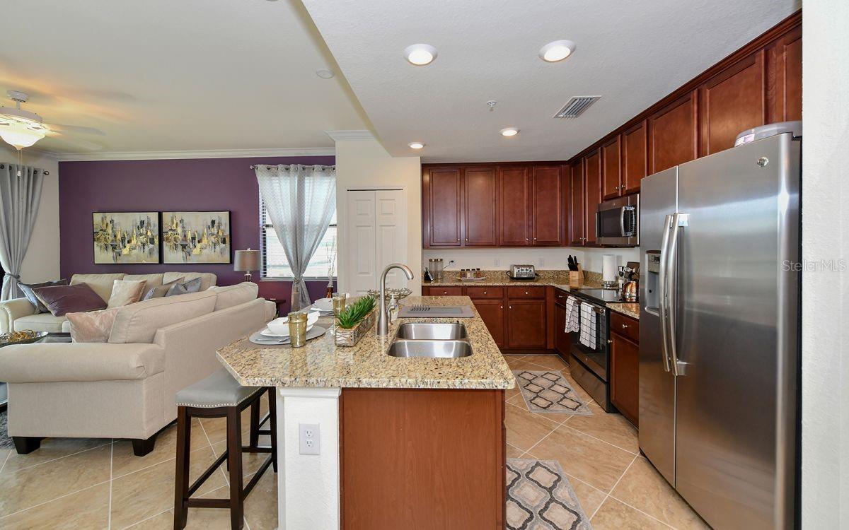 Image 12 of 48 For 17006 Vardon Terrace 208