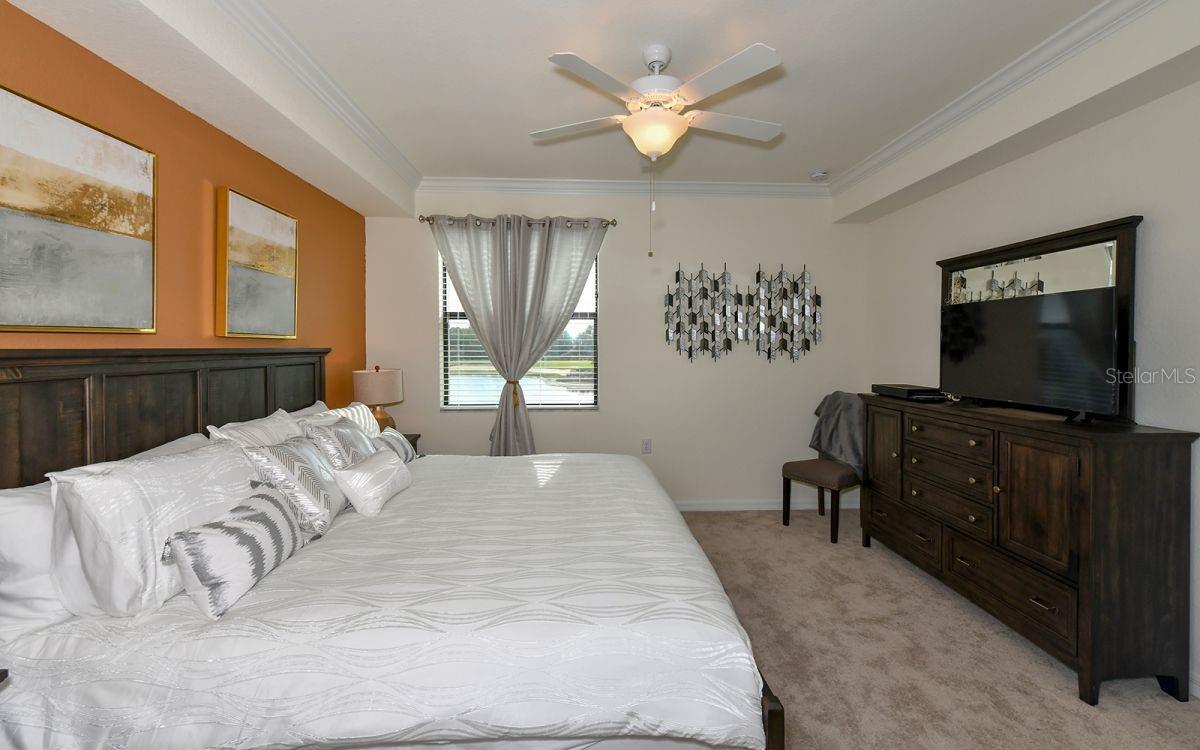 Image 18 of 48 For 17006 Vardon Terrace 208