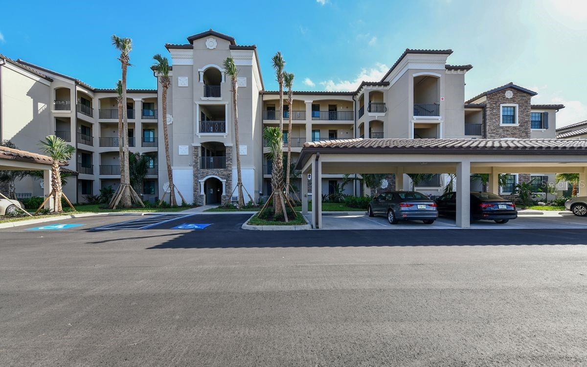 Image 26 of 48 For 17006 Vardon Terrace 208