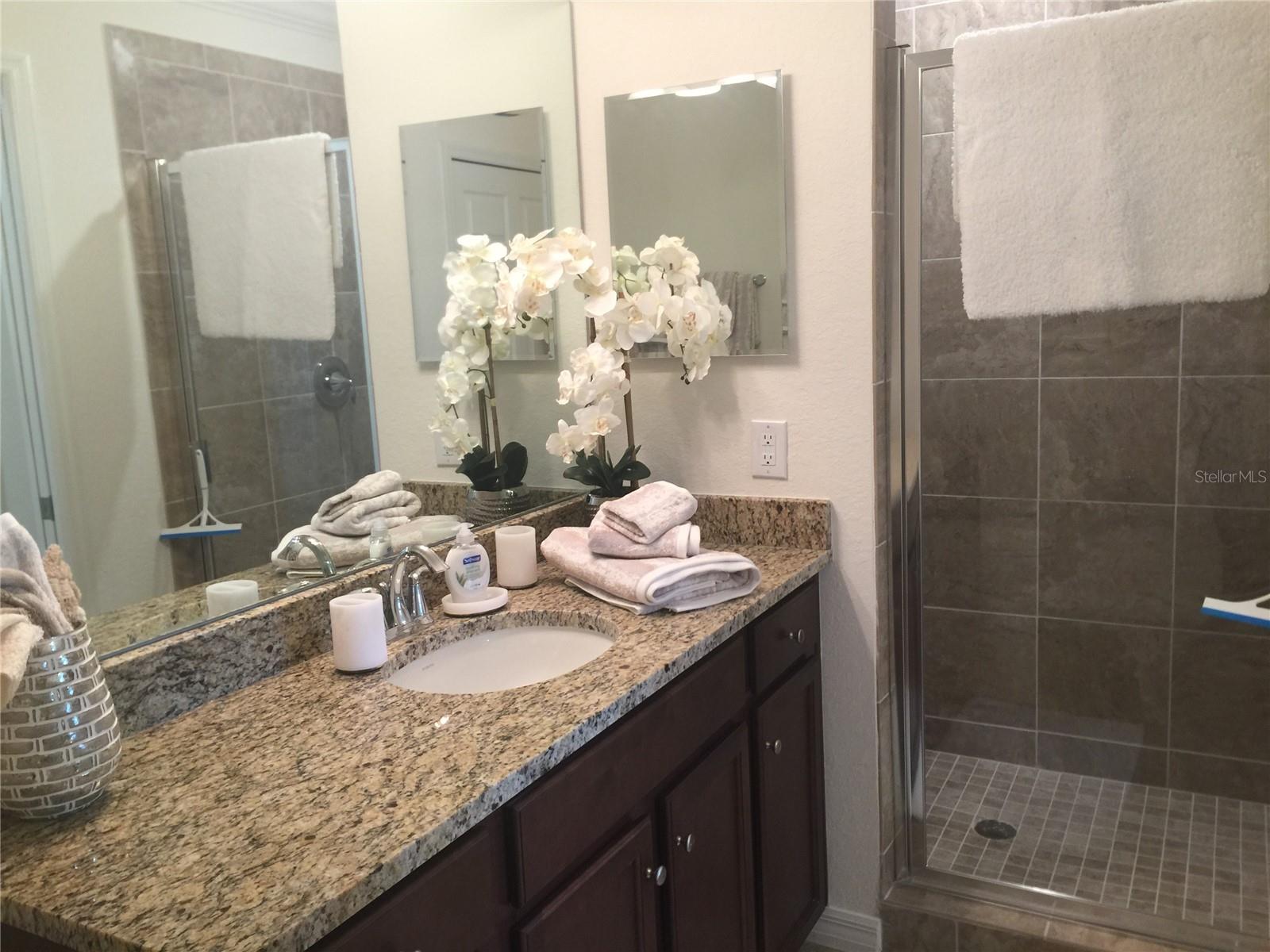 Image 40 of 48 For 17006 Vardon Terrace 208