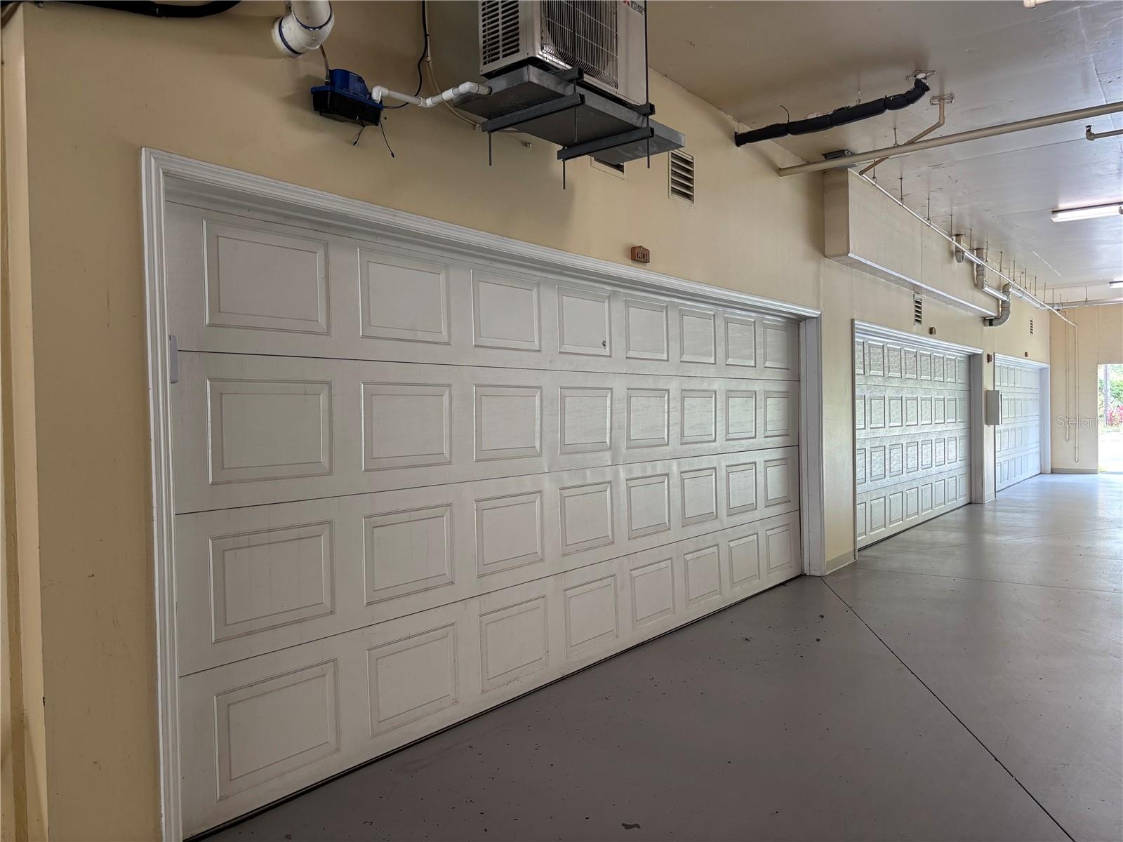 Image 22 of 27 For 6465 Watercrest Way 302
