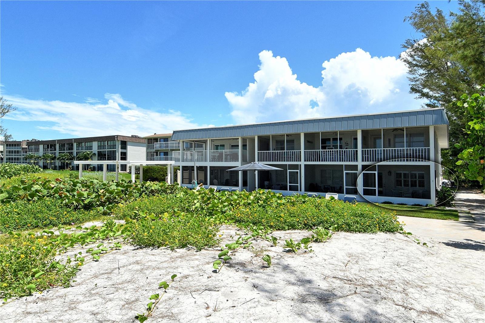 Image 18 of 22 For 5155 Gulf Of Mexico Drive 9