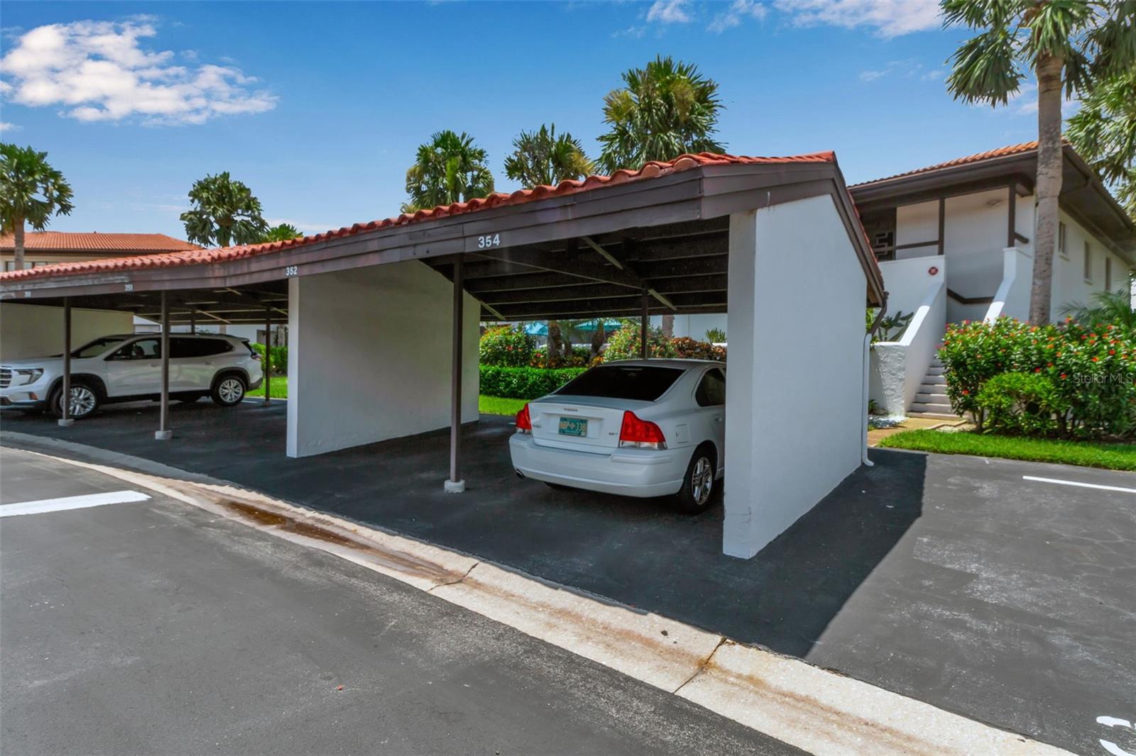 Image 6 of 32 For 3500 El Conquistador Parkway 354