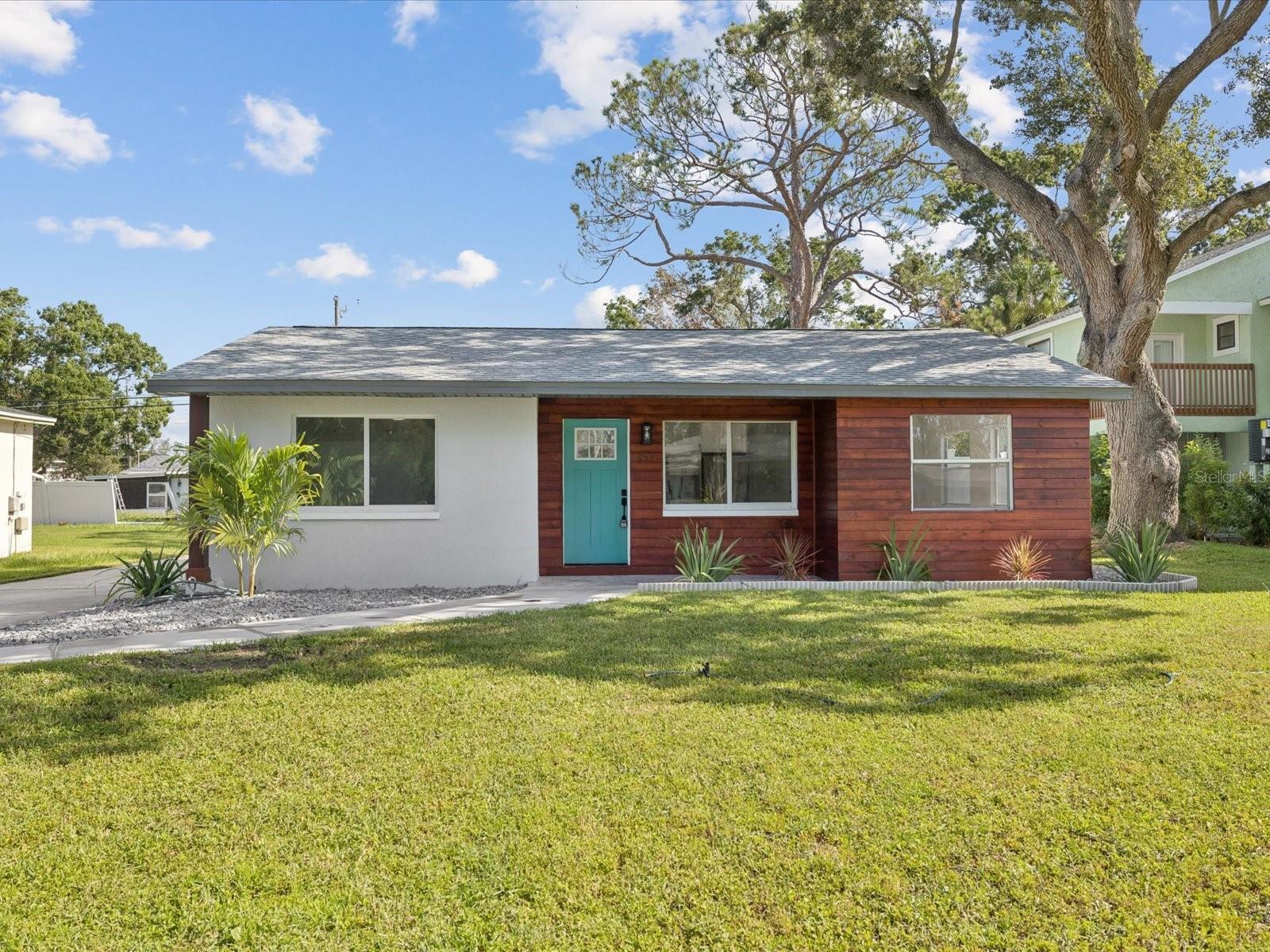 Details for 151 80th Avenue Ne, ST PETERSBURG, FL 33702