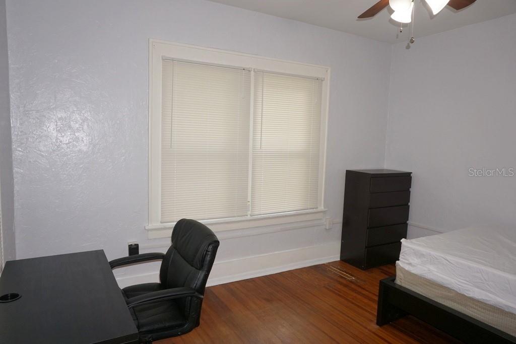 Image 10 of 24 For 1225 46th Street