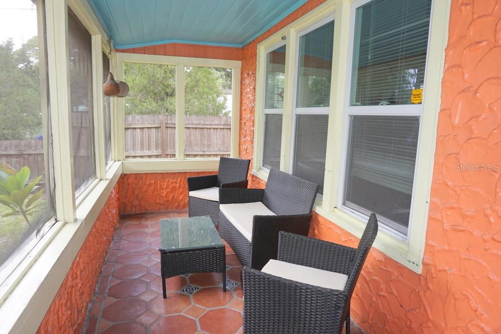 Image 3 of 24 For 1225 46th Street