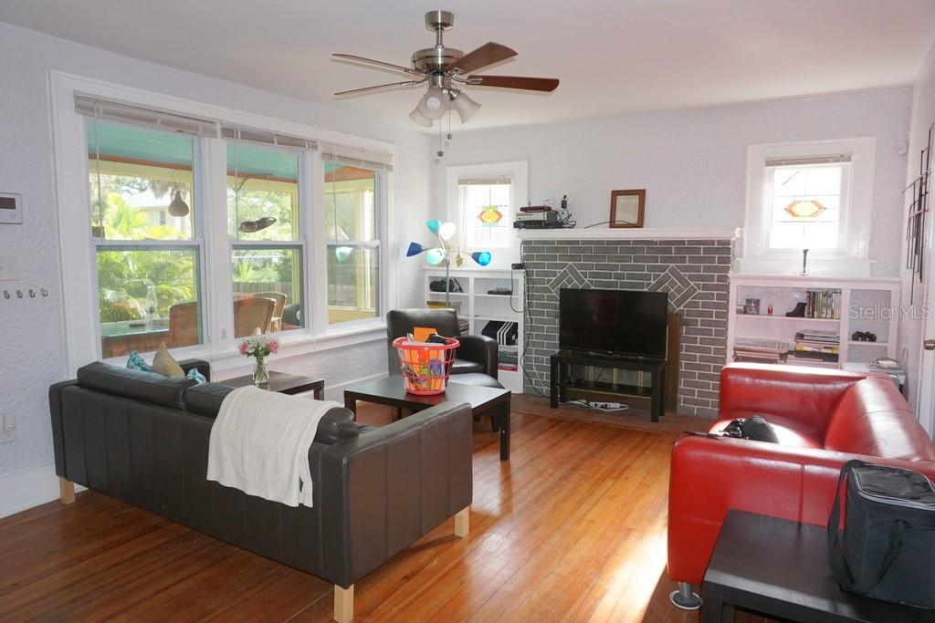 Image 4 of 24 For 1225 46th Street
