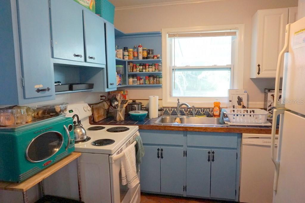 Image 8 of 24 For 1225 46th Street