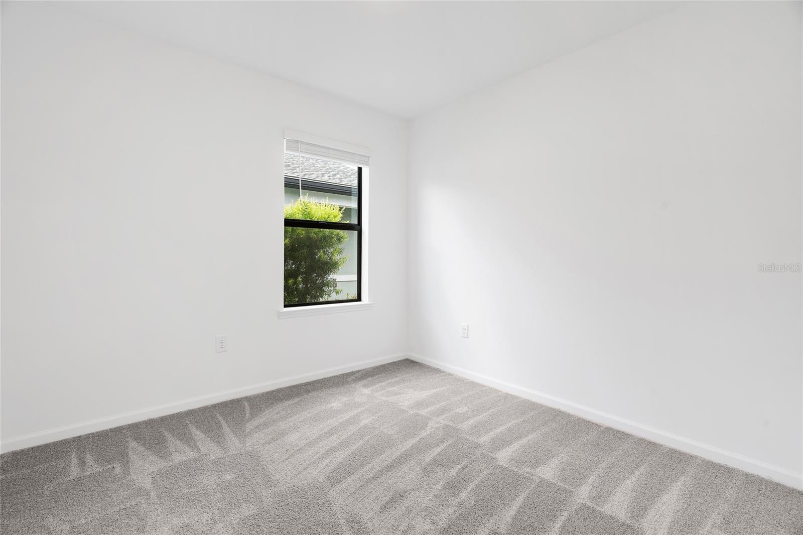 Image 12 of 27 For 6560 Silverstar Drive