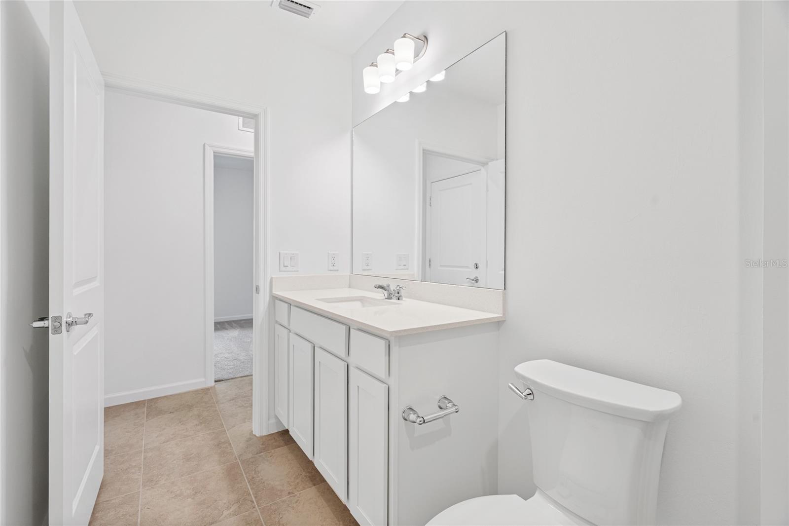 Image 22 of 27 For 6560 Silverstar Drive