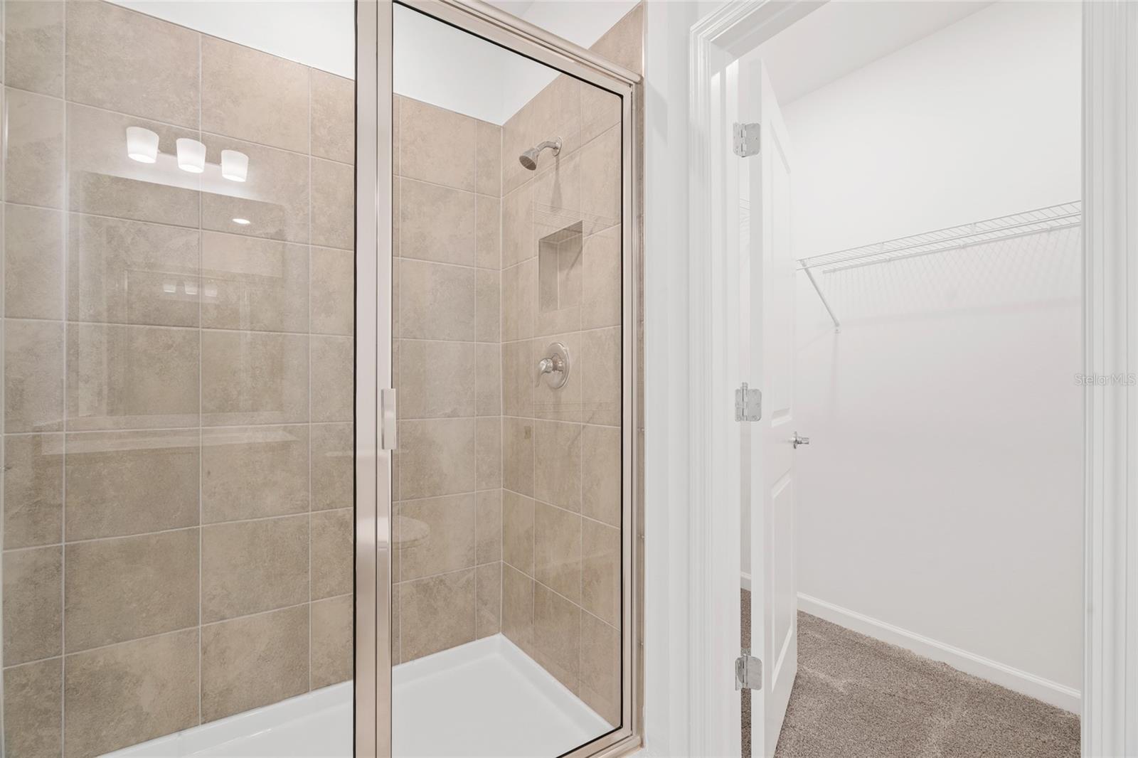 Image 9 of 27 For 6560 Silverstar Drive