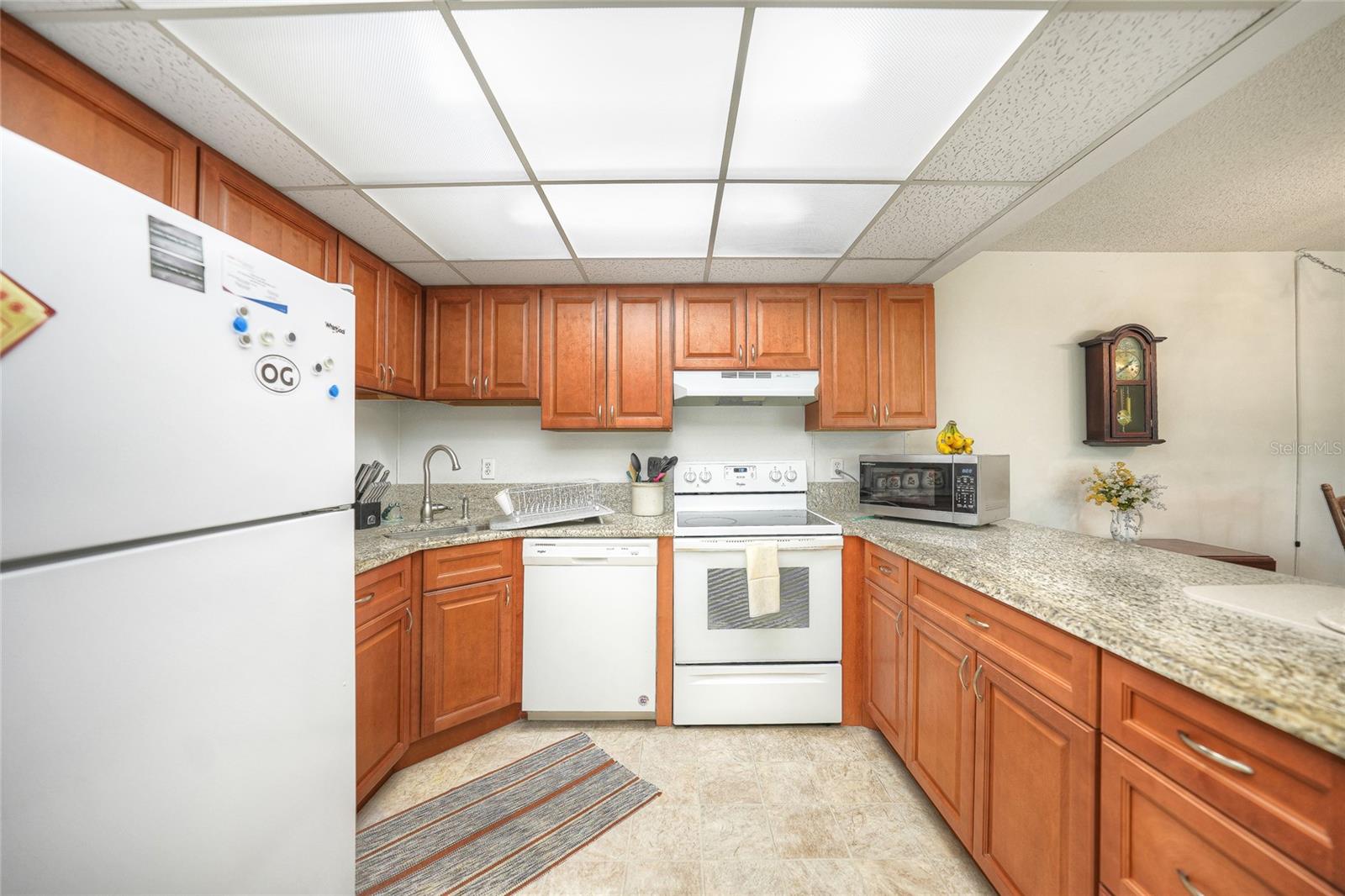 Image 16 of 53 For 21260 Brinson Avenue 210