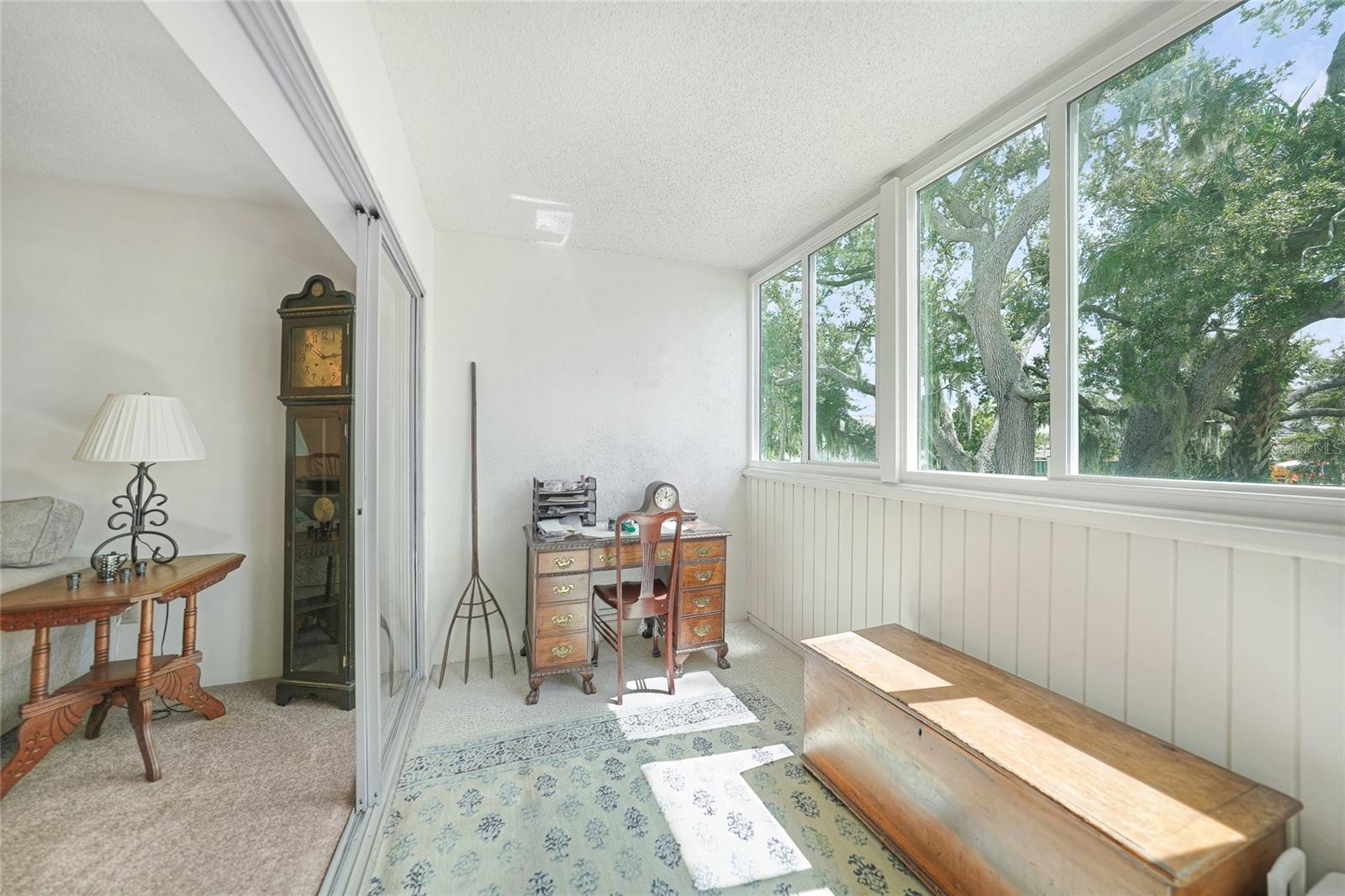 Image 29 of 53 For 21260 Brinson Avenue 210
