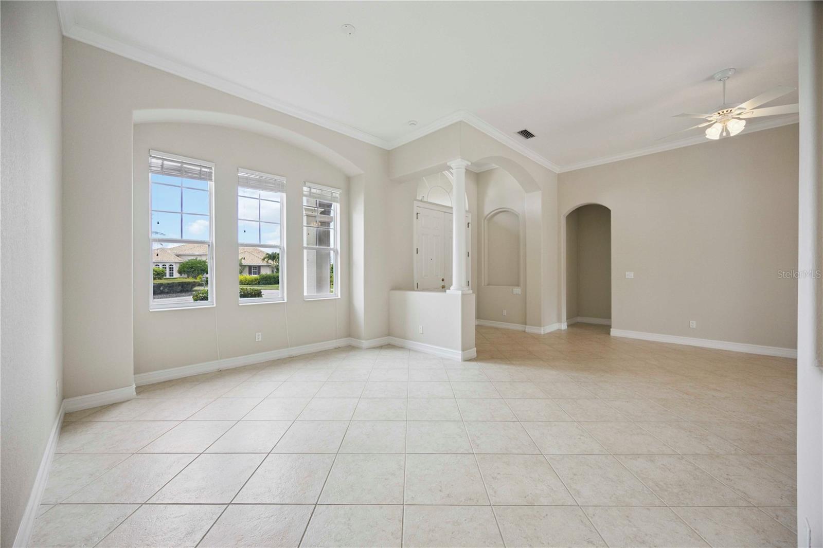 Image 13 of 85 For 110 Vicenza Way