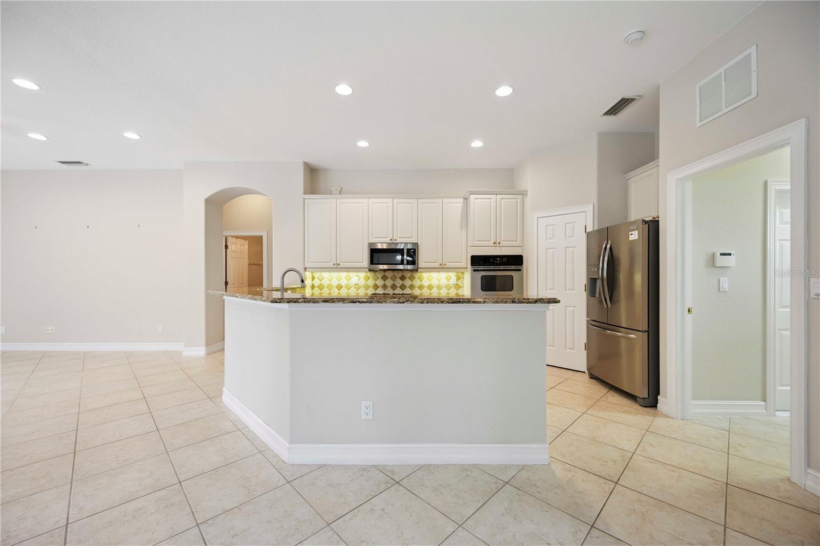Image 16 of 85 For 110 Vicenza Way
