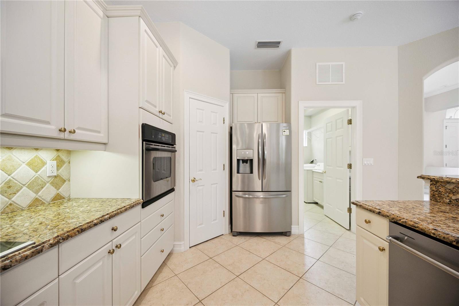 Image 22 of 85 For 110 Vicenza Way