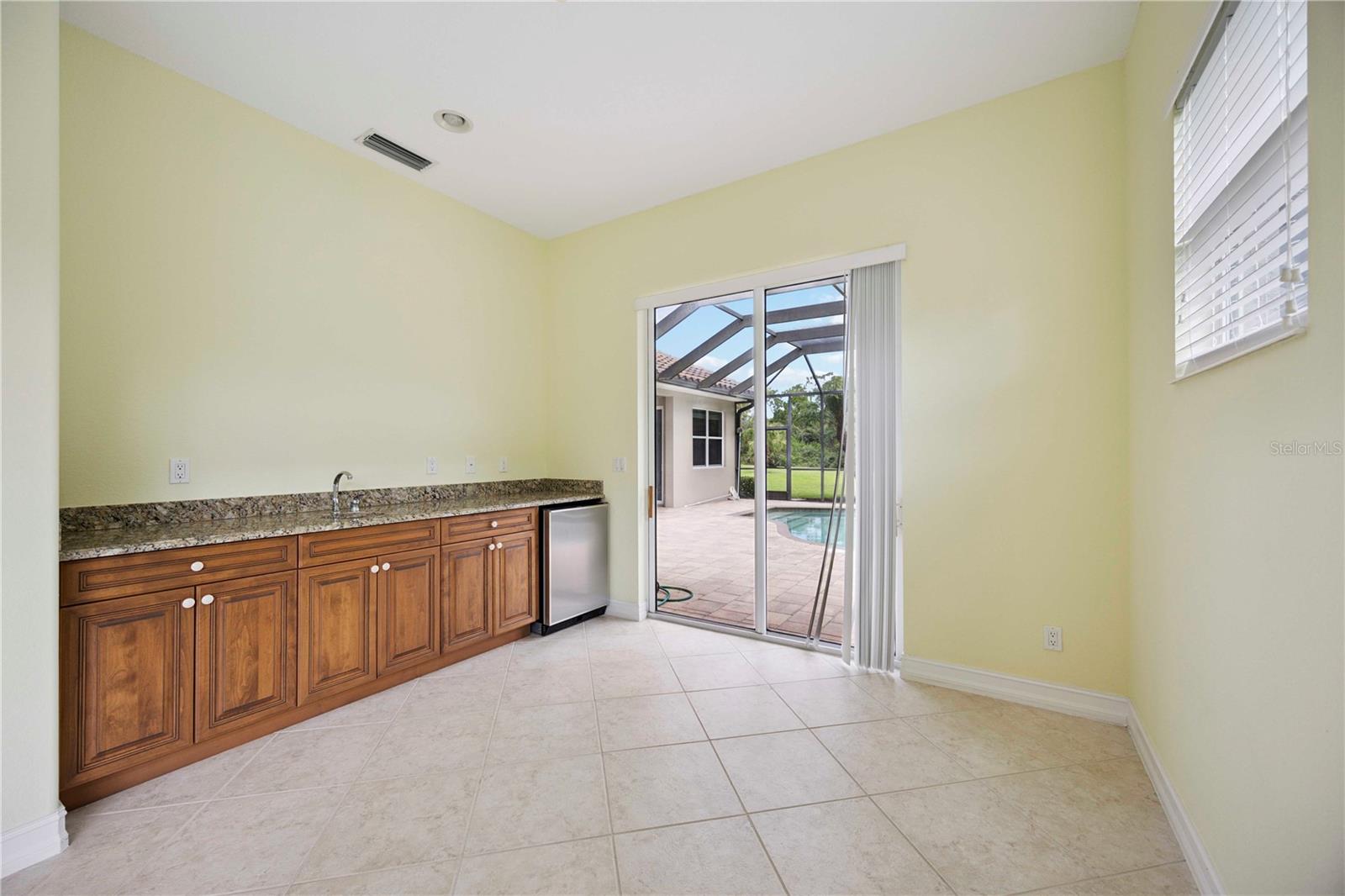 Image 28 of 85 For 110 Vicenza Way
