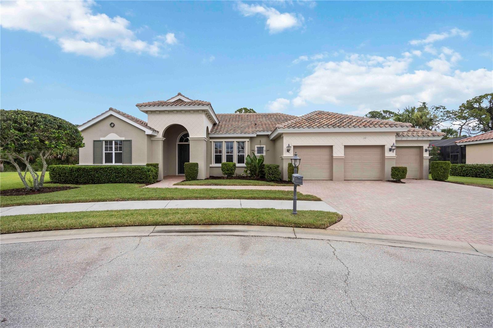 Image 3 of 85 For 110 Vicenza Way