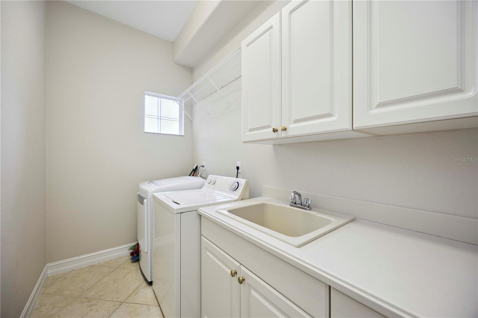 Image 39 of 85 For 110 Vicenza Way