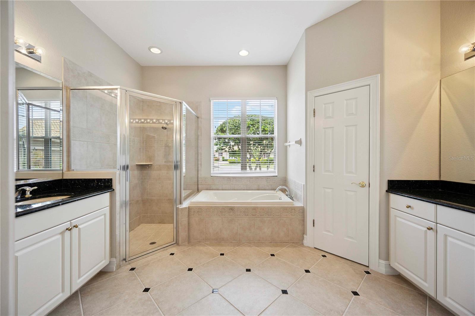 Image 46 of 85 For 110 Vicenza Way