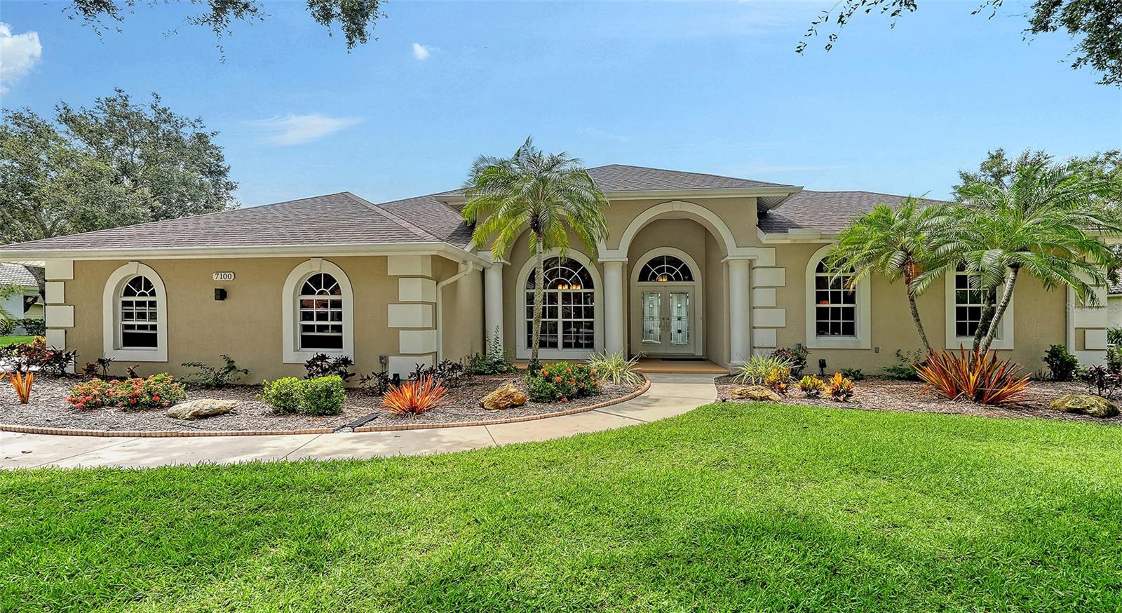 Image 4 of 63 For 7100 Serenoa Drive
