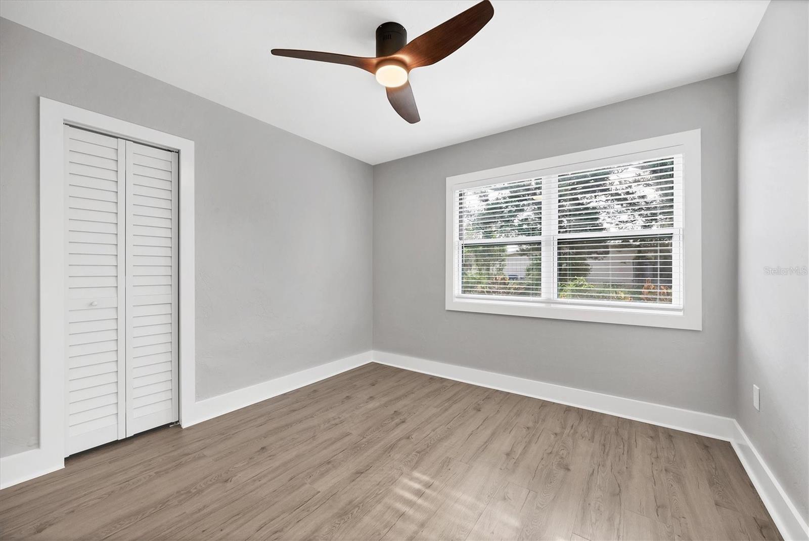 Image 15 of 37 For 2426 Calamonga Lane