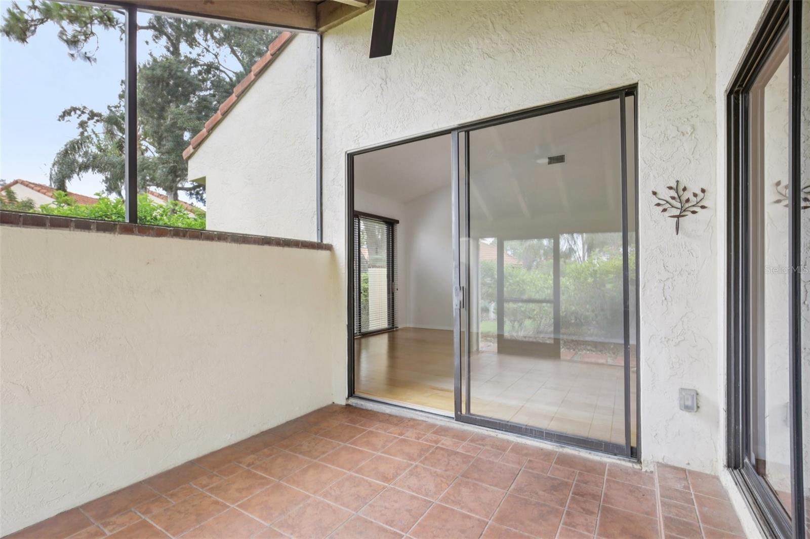 Image 25 of 33 For 5387 Huntingwood Court 4