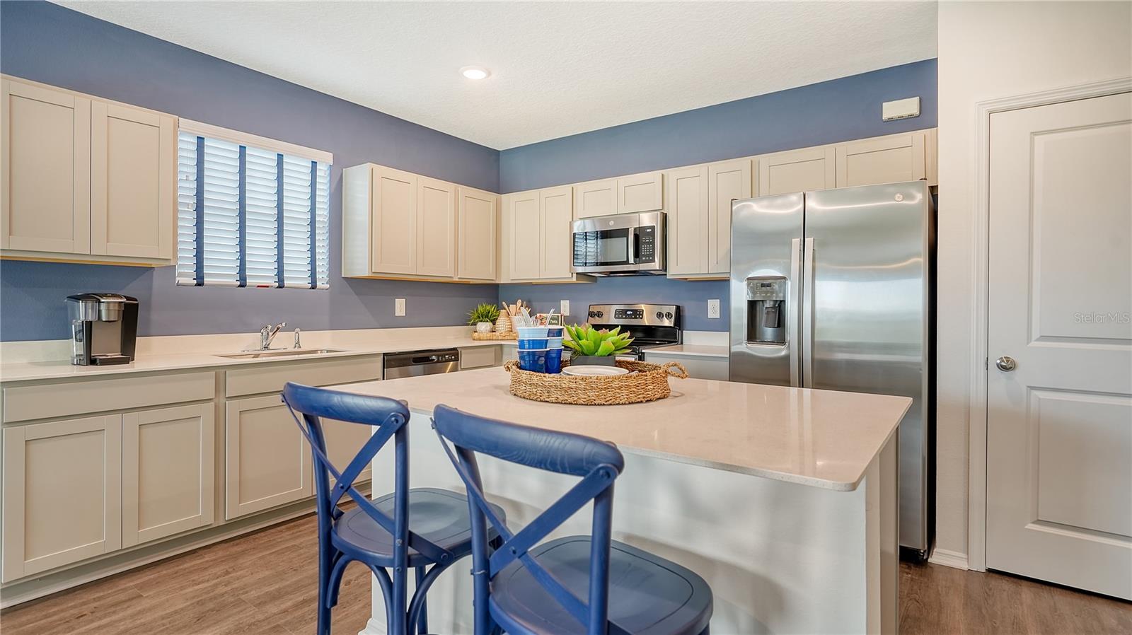Image 4 of 20 For 4508 Hawthorn Avenue