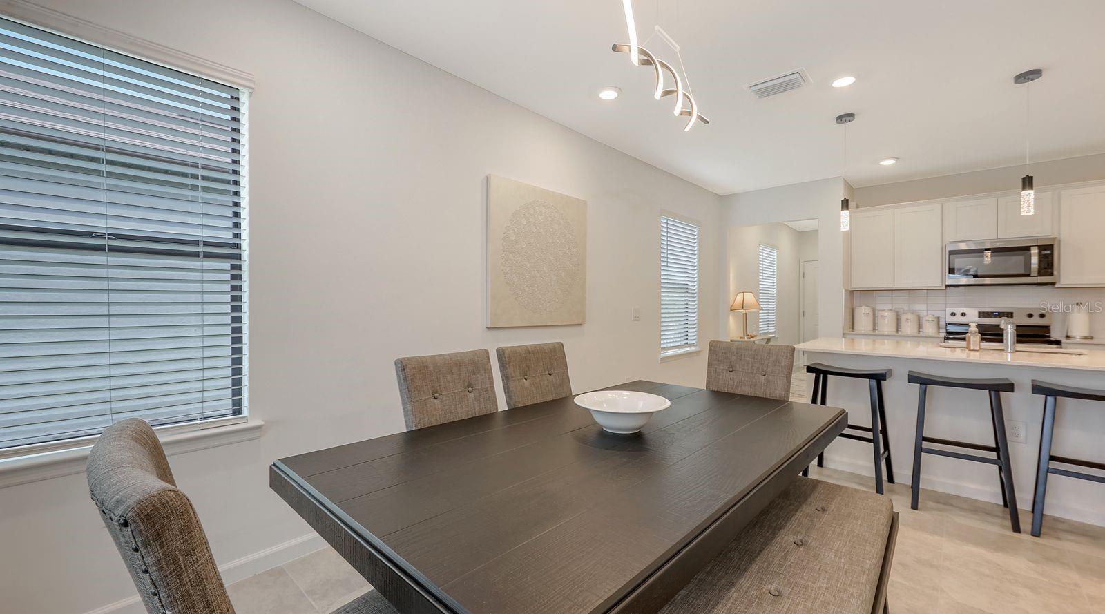 Image 16 of 53 For 6476 Silverstar Drive