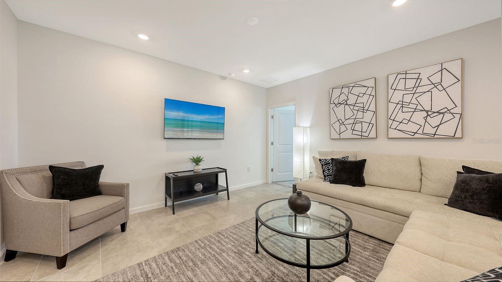 Image 20 of 53 For 6476 Silverstar Drive