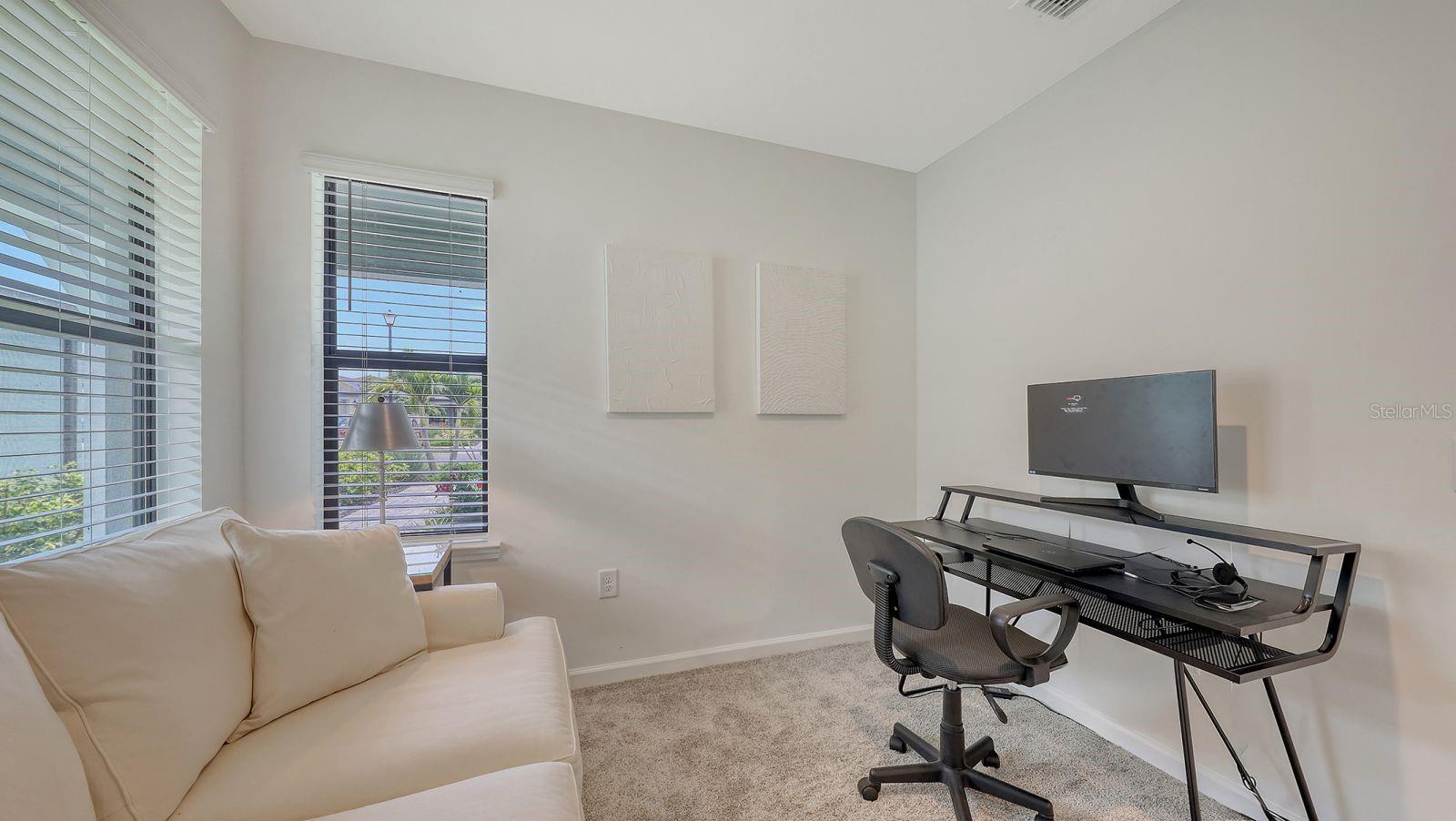 Image 41 of 53 For 6476 Silverstar Drive