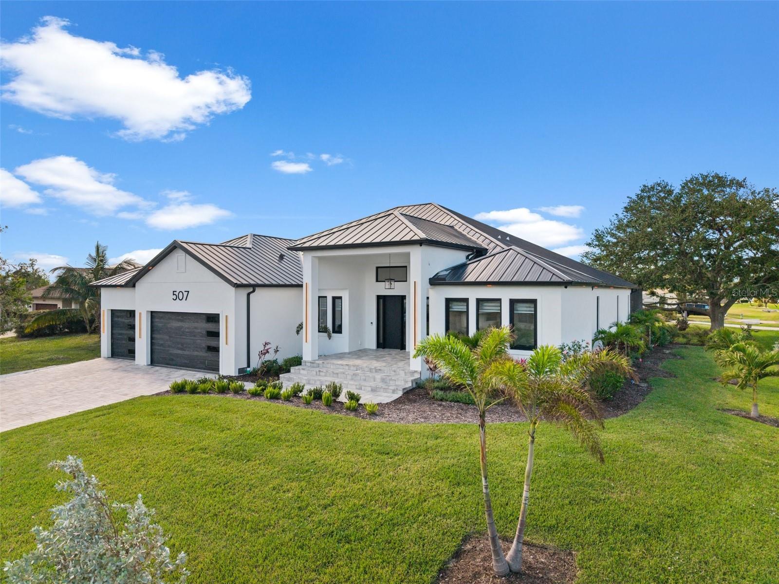 Image 2 of 62 For 507 Acacia Lane